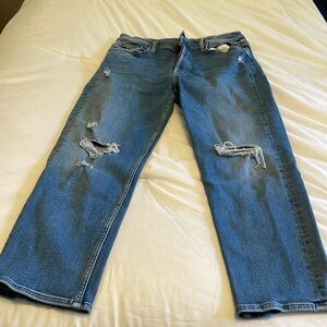 Mother jeans. “Tomcat”. Distressed. Loose fit, size 32.